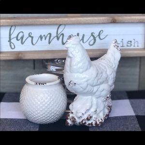 FARMHOUSE DECOR